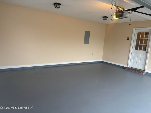 8493 Cross Over Road, Southaven, MS 38672