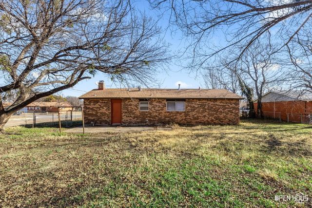 5010 LAKEFRONT DRIVE, Wichita Falls, TX 76310