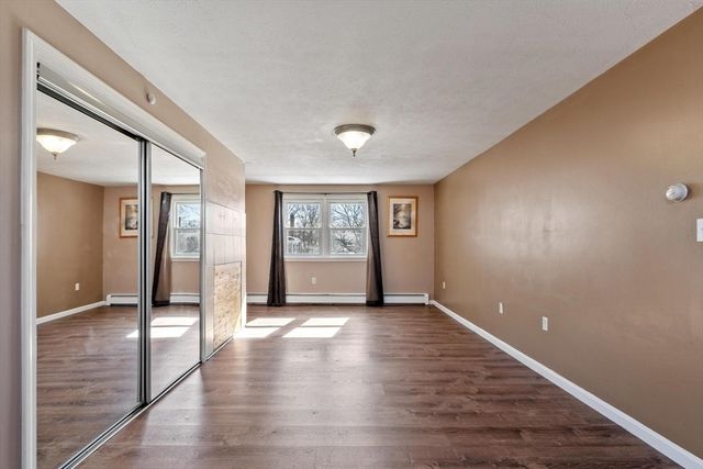 32 Arlington St 32, Haverhill, MA 01830