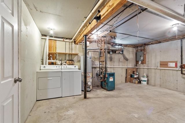 32 Arlington St 32, Haverhill, MA 01830