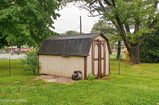 1196 Flatlick Rd, Mt Washington, KY 40047