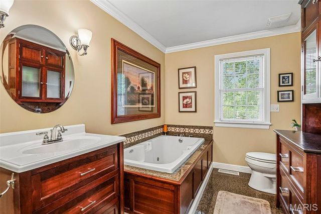 2213 Gladiator Drive, Fenton, MO 63026