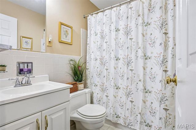2213 Gladiator Drive, Fenton, MO 63026