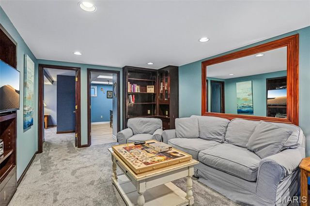 2213 Gladiator Drive, Fenton, MO 63026