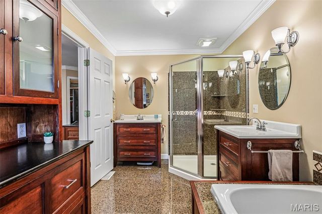 2213 Gladiator Drive, Fenton, MO 63026