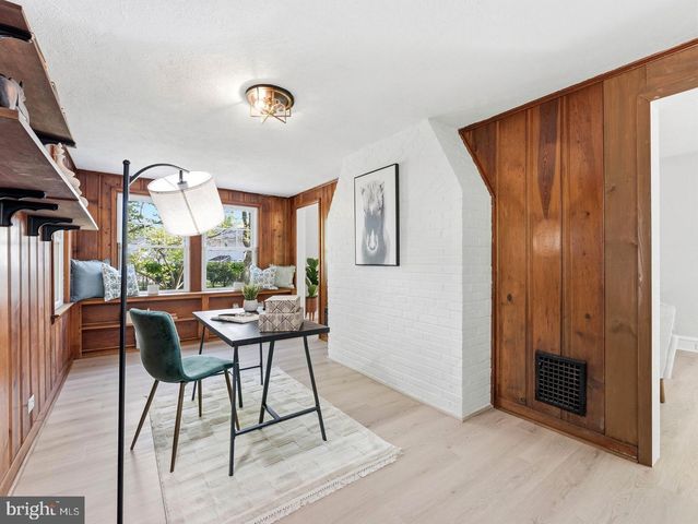 4 2ND ST, Riverton, NJ 08077