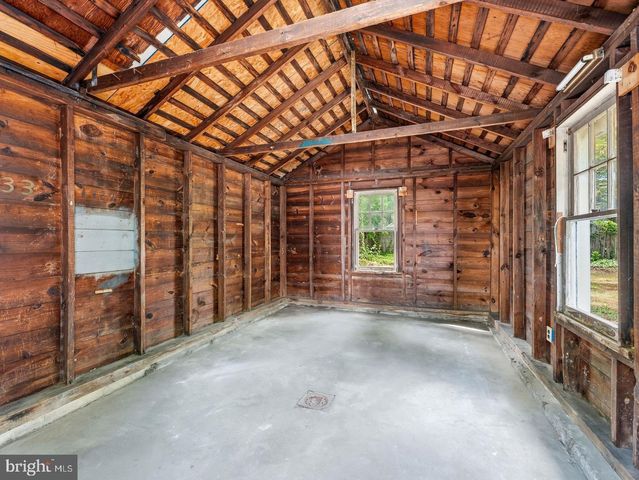4 2ND ST, Riverton, NJ 08077
