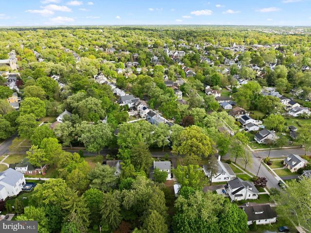 4 2ND ST, Riverton, NJ 08077