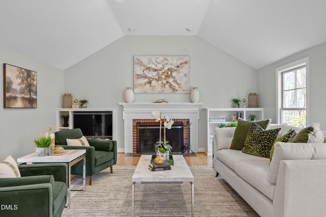 600 Lakeshore Lane, Chapel Hill, NC 27514