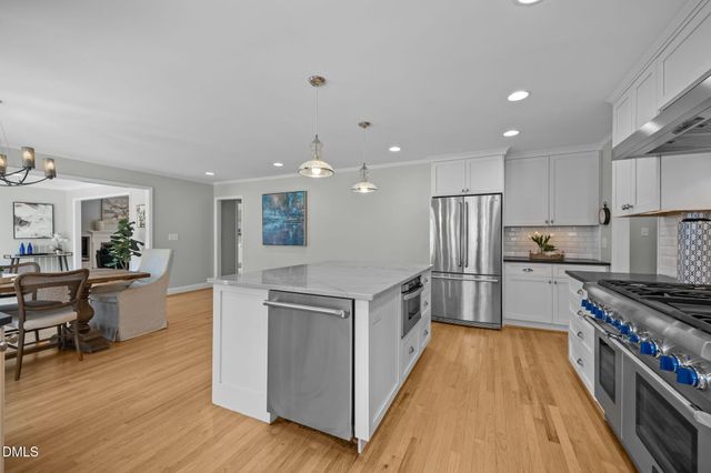 600 Lakeshore Lane, Chapel Hill, NC 27514