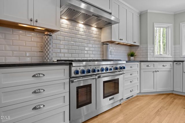 600 Lakeshore Lane, Chapel Hill, NC 27514