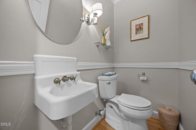 600 Lakeshore Lane, Chapel Hill, NC 27514