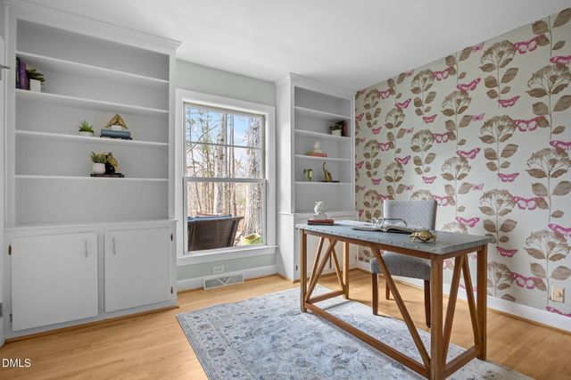 600 Lakeshore Lane, Chapel Hill, NC 27514