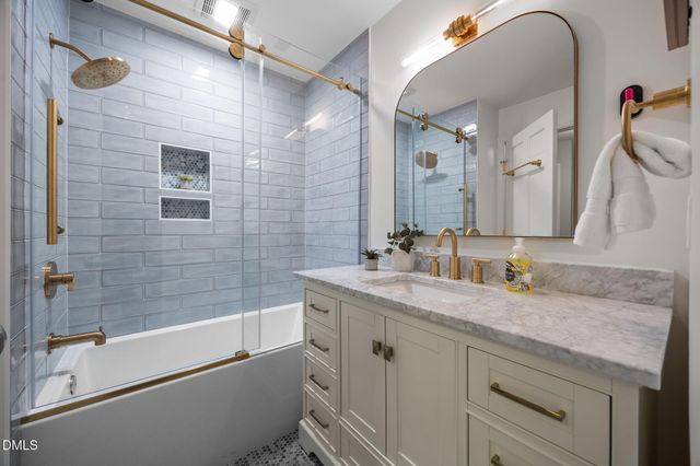 600 Lakeshore Lane, Chapel Hill, NC 27514