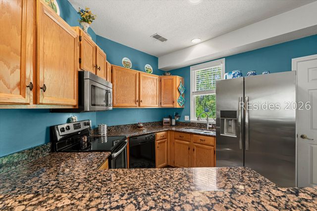 65 Ashton Cove Dr, Hilton Head Island, SC 29928