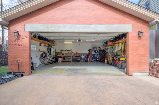 729 E 3RD AVE, Salt Lake City, UT 84103