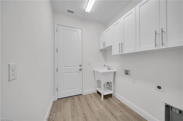 4107 NW 37th ST, Cape Coral, FL 33993