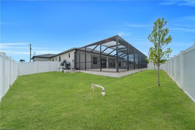 4107 NW 37th ST, Cape Coral, FL 33993