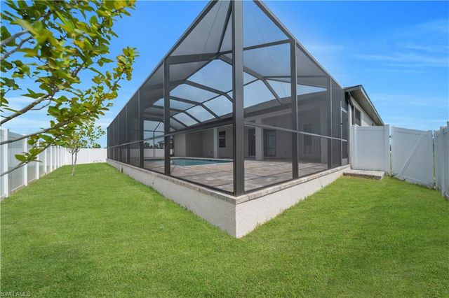 4107 NW 37th ST, Cape Coral, FL 33993