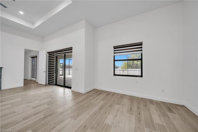 4107 NW 37th ST, Cape Coral, FL 33993