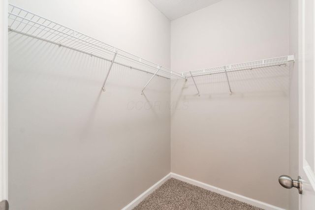 3732 Evelynton Avenue, Lewis Center, OH 43035