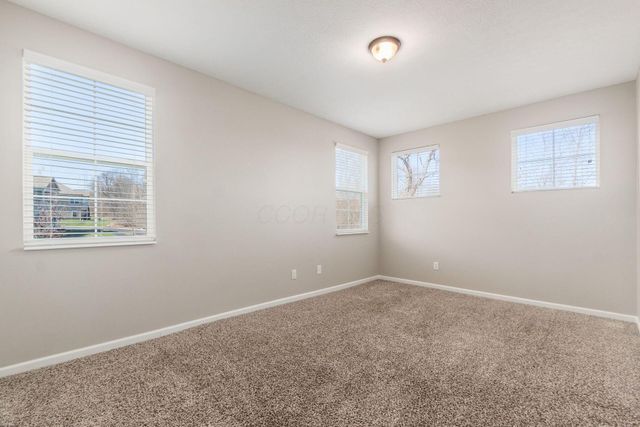 3732 Evelynton Avenue, Lewis Center, OH 43035