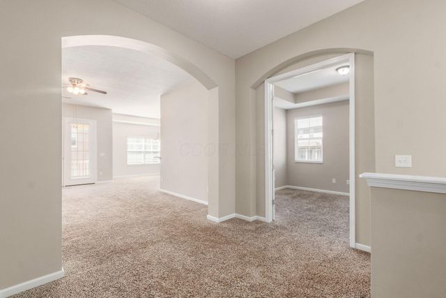 3732 Evelynton Avenue, Lewis Center, OH 43035