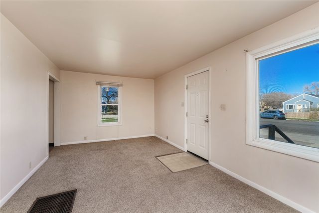 706 S 32nd Street, Billings, MT 59101