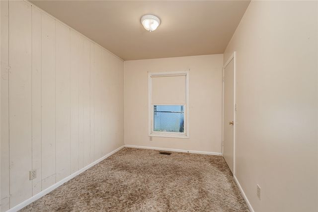 706 S 32nd Street, Billings, MT 59101