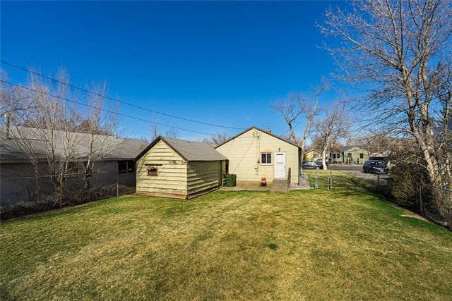 706 S 32nd Street, Billings, MT 59101