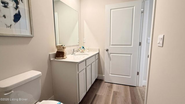 6406 Meadow Creek Ct, Louisville, KY 40229