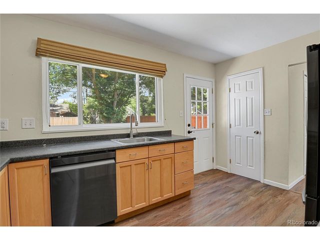3211 N Institute St, Colorado Springs, CO 80907