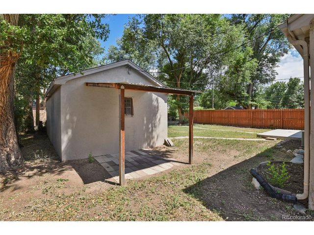 3211 N Institute St, Colorado Springs, CO 80907
