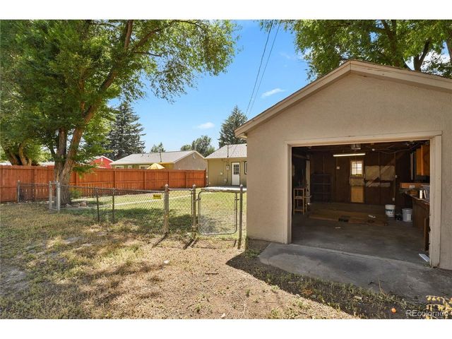 3211 N Institute St, Colorado Springs, CO 80907