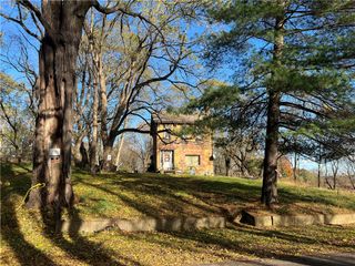 2225 County Line Rd, Shenango Twp, PA 16101