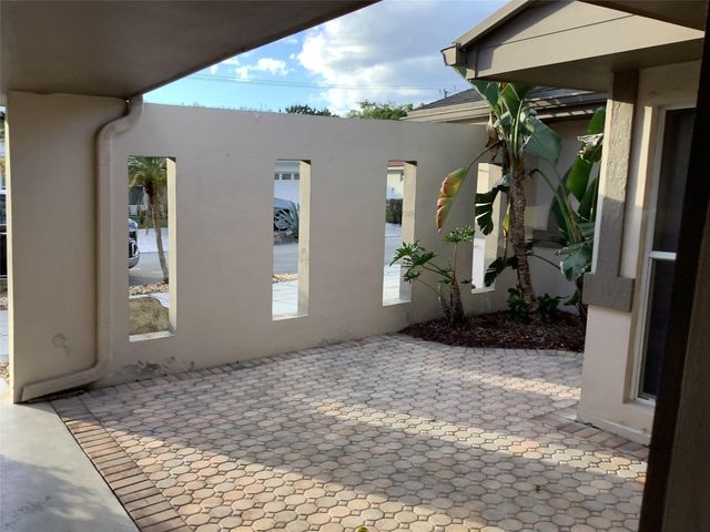 4602 Norfolk Island Pine Drive, Tamarac, FL 33319