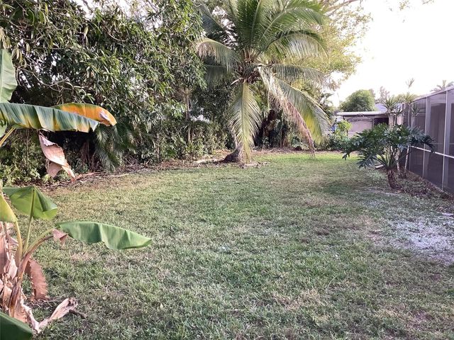 4602 Norfolk Island Pine Drive, Tamarac, FL 33319