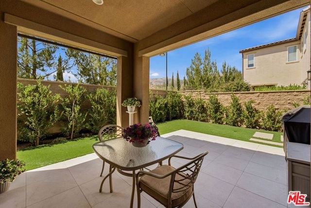20715 Butternut Circle, Porter Ranch, CA 91326