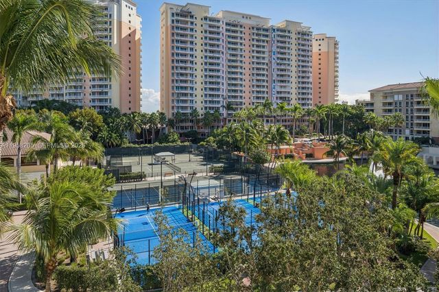 717 Crandon Blvd 507, Key Biscayne, FL 33149