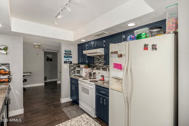 3033 W NORTHVIEW Avenue, Phoenix, AZ 85051