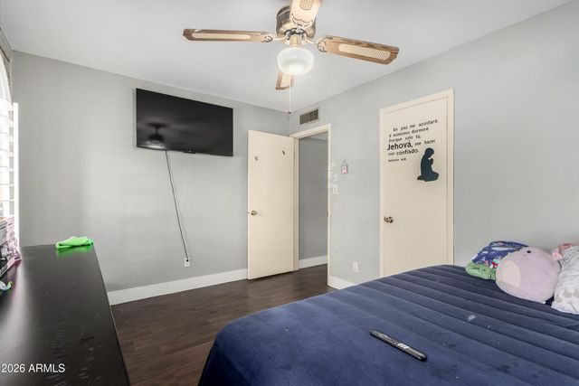 3033 W NORTHVIEW Avenue, Phoenix, AZ 85051
