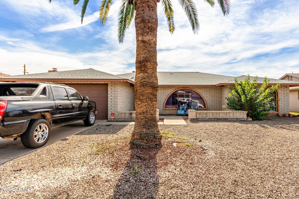 3033 W NORTHVIEW Avenue, Phoenix, AZ 85051 — photo 2