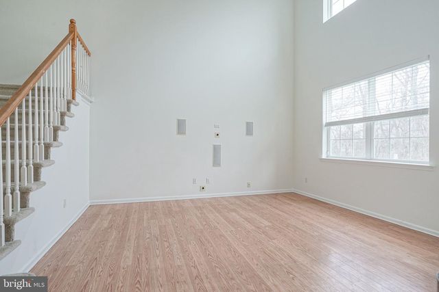 8 TROUT TRL, Delran, NJ 08075