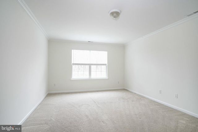 8 TROUT TRL, Delran, NJ 08075