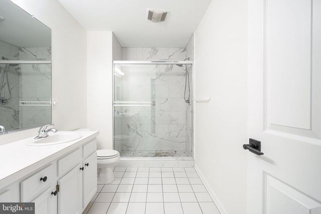 8 TROUT TRL, Delran, NJ 08075