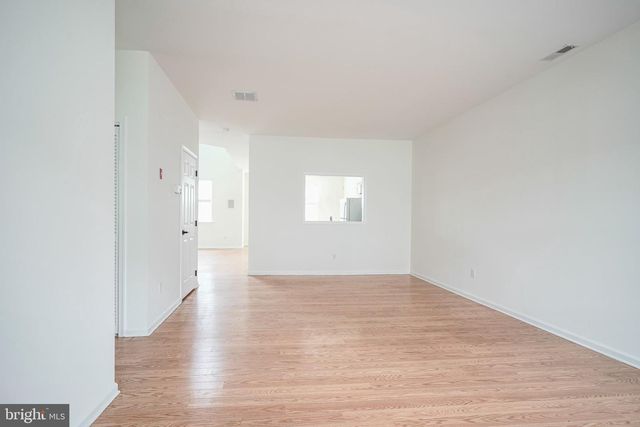 8 TROUT TRL, Delran, NJ 08075