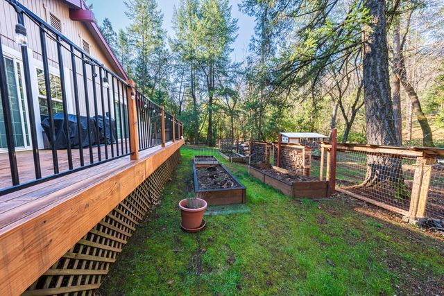 6212 Baywood Ct, Foresthill, CA 95631