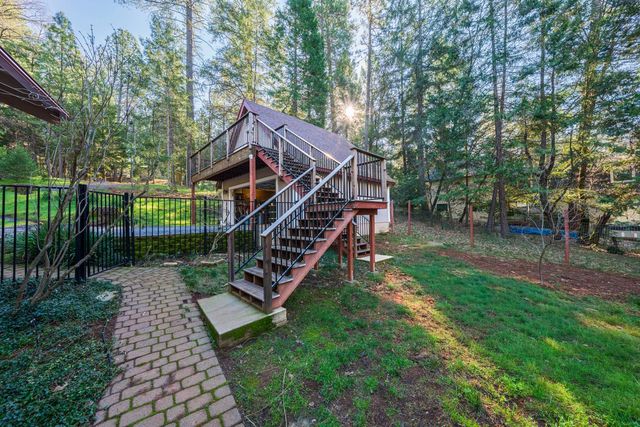 6212 Baywood Ct, Foresthill, CA 95631