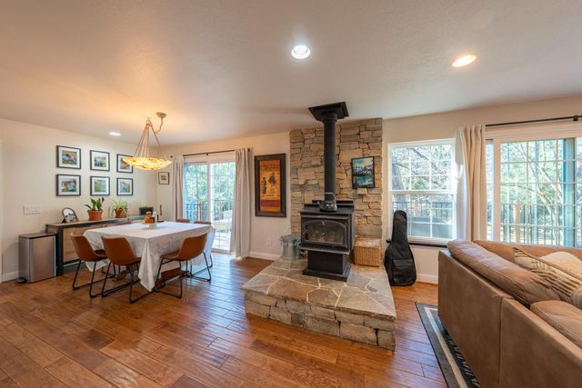 6212 Baywood Ct, Foresthill, CA 95631