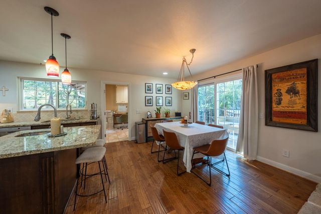 6212 Baywood Ct, Foresthill, CA 95631